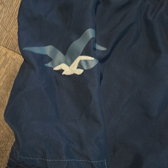 HOLLISTER Men’s MEDIUM Navy Boardshorts  Mesh Lined Velcro Fly Embroidered logo - Picture 3 of 8